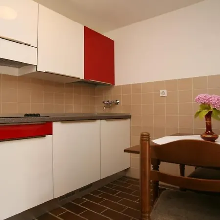 In With Terrace, Wifi Apartment